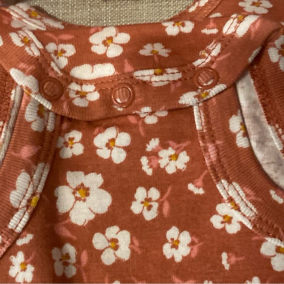 Baby Carter's 5-Pack Short-Sleeve Floral Stripe Heart Dots Bodysuits - Picture 8 of 12